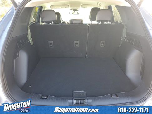 Used 2022 Ford Escape SEL w/ Class II Trailer Tow Package image 8