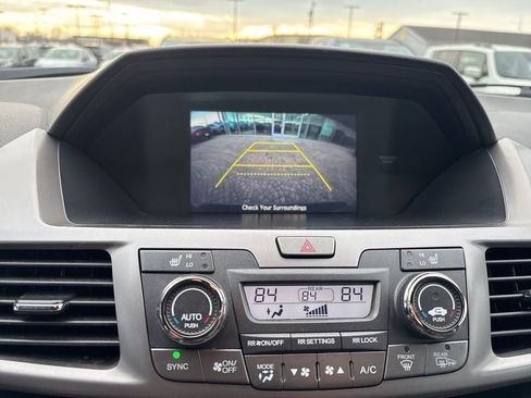 Used 2015 Honda Odyssey EX-L image 18