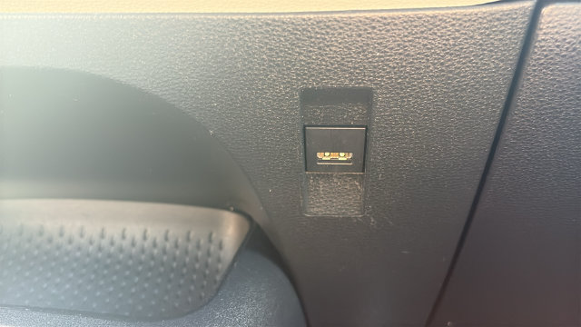 Used 2022 Toyota Corolla SE FWD image 27
