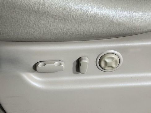 Used 2012 GMC Yukon SLT AWD/4WD image 11