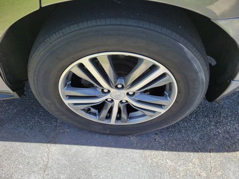 Used 2019 INFINITI QX60 Pure AWD/4WD image 10
