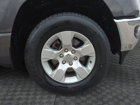 Used 2019 RAM 1500 Big Horn image 33