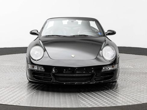 Used 2006 Porsche 911 Carrera RWD image 3