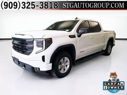 Used 2025 GMC Sierra 1500 Elevation w/ LPO, Elevation Black Package