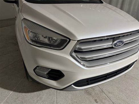 Used 2019 Ford Escape SE image 35
