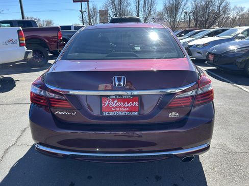 Used 2016 Honda Accord LX image 8