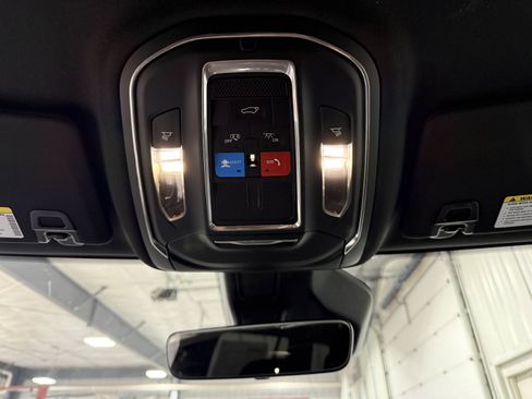 New 2025 Jeep Grand Cherokee L Laredo image 25