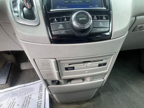 Used 2016 Honda Odyssey SE image 16