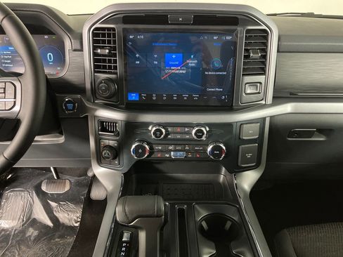 New 2025 Ford F150 XLT w/ Equipment Group 302A MID image 31