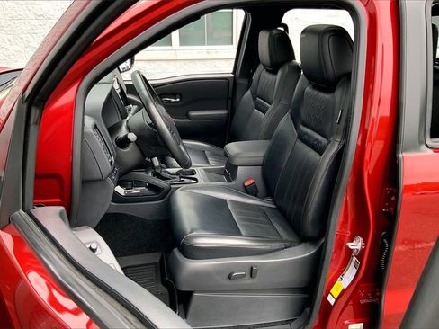 Certified 2022 Nissan Frontier PRO-4X w/ Pro-4X Premium Package image 18