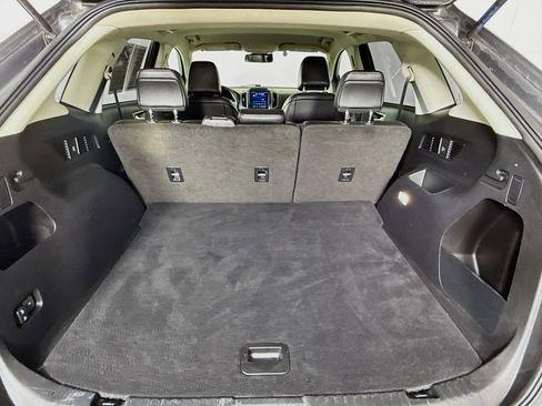 Used 2024 Ford Edge SEL image 32