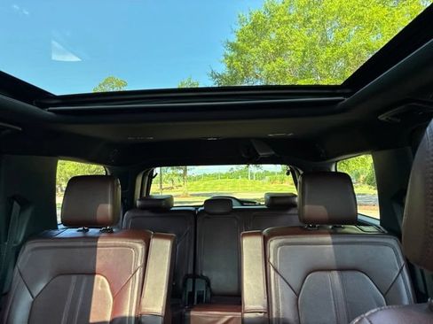 Used 2022 Ford Expedition Limited RWD image 34
