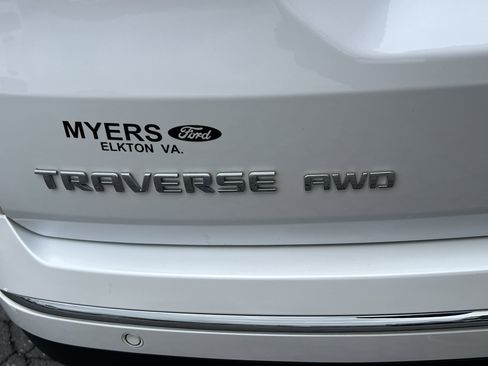 Used 2019 Chevrolet Traverse Premier AWD/4WD image 10