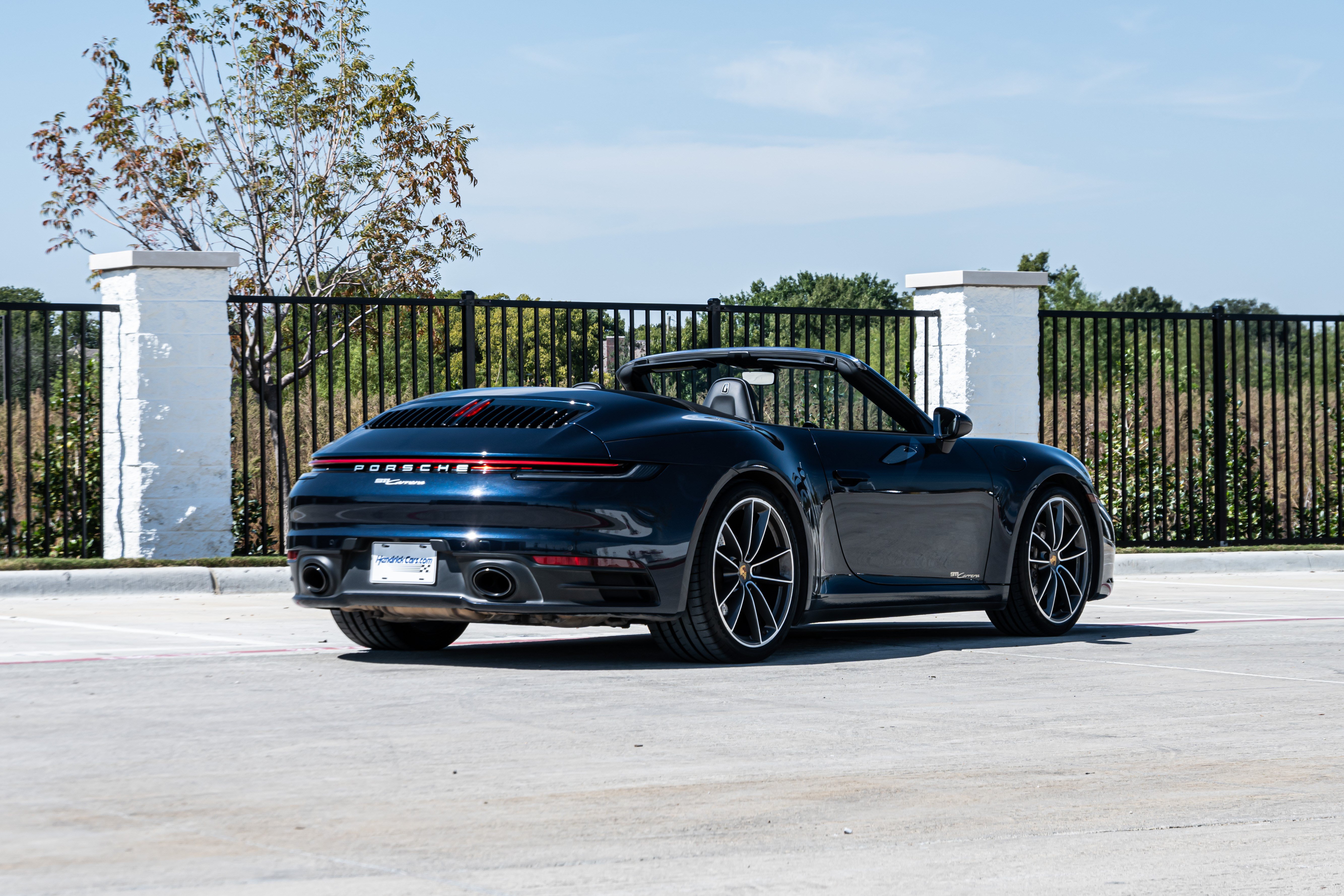 Used 2020 Porsche 911 Carrera RWD image 9