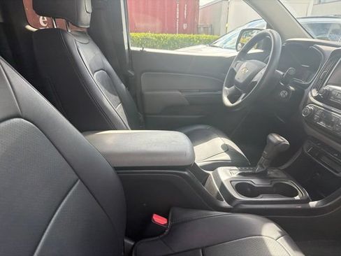 Used 2015 Chevrolet Colorado W/T RWD image 11