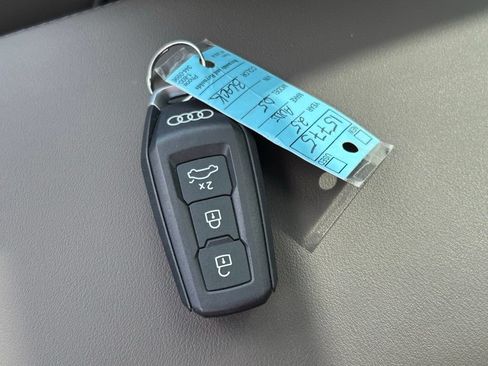 Used 2025 Audi Q5 Premium Plus w/ Premium Plus AWD/4WD image 72