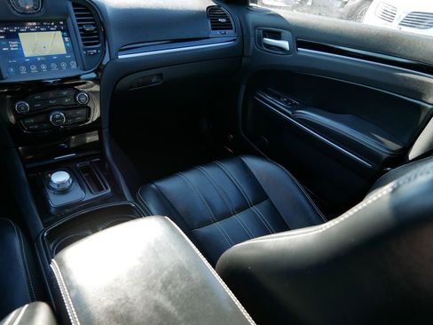 Used 2017 Chrysler 300 S w/ 300S Premium Group image 15