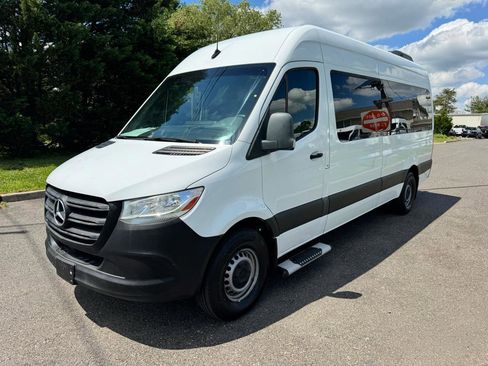 Used 2019 Mercedes-Benz Sprinter 2500 image 1