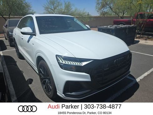 Used 2023 Audi Q8 Premium Plus w/ Premium Plus Package AWD/4WD image 3