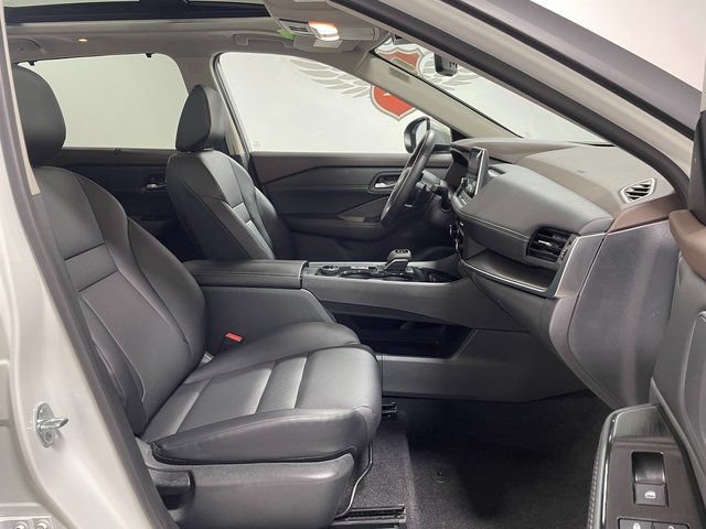 Used 2023 Nissan Rogue SV w/ SV Premium B Package AWD/4WD image 23