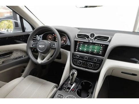 Certified 2023 Bentley Bentayga Speed AWD/4WD image 24