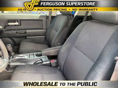 Used 2007 Toyota FJ Cruiser 4WD w/ Convenience Pkg image 20