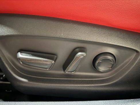 Used 2021 Toyota Camry XSE image 16