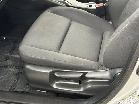 Used 2023 Toyota Corolla LE image 17