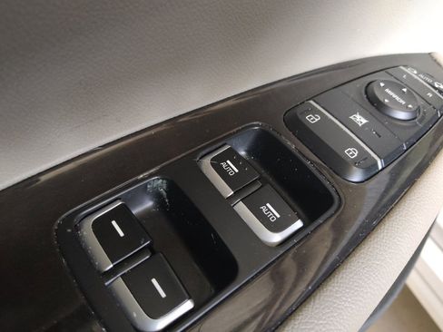 Used 2018 Kia Optima EX w/ Technology Package FWD image 27