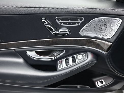 Used 2016 Mercedes-Benz S 550 4MATIC Sedan image 10