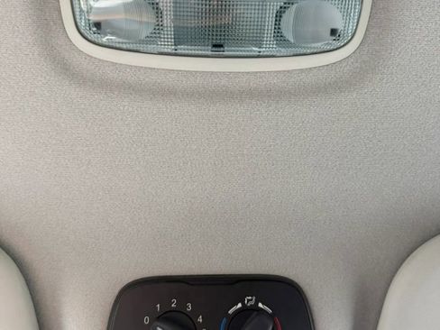 Used 2017 Ford Transit 350 XLT image 24