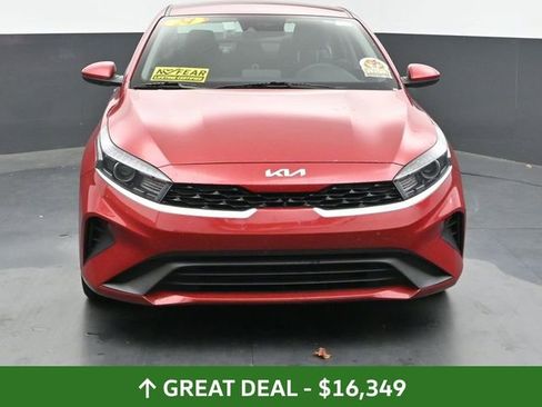 Used 2024 Kia Forte LXS image 4