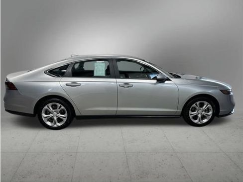 Certified 2024 Honda Accord LX image 7