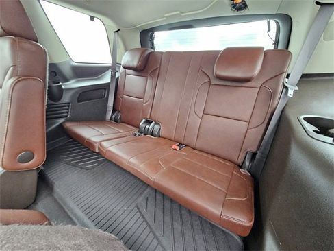 Used 2020 Chevrolet Tahoe Premier w/ Premier 6.2L Value Package image 30