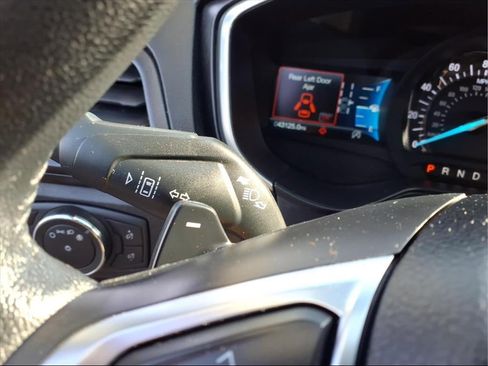 Used 2020 Ford Fusion Titanium image 17