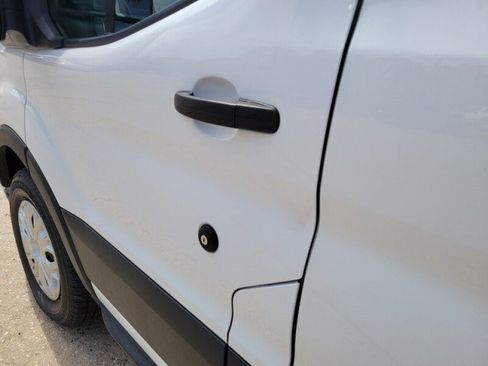 Used 2023 Ford Transit 350 XLT RWD image 12