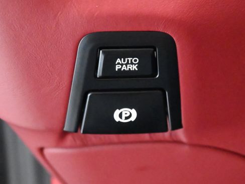 Used 2022 Ferrari Portofino M RWD image 85