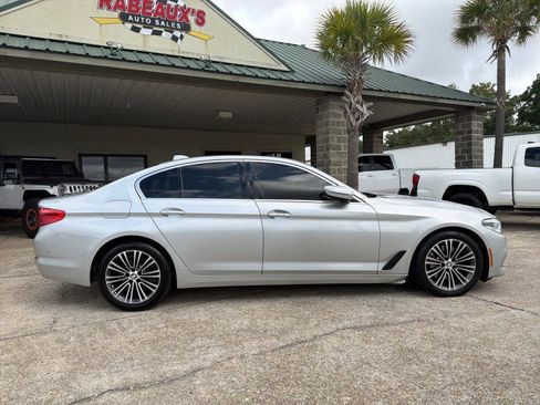 Used 2017 BMW 540i RWD image 2