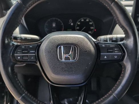 Used 2023 Honda HR-V Sport image 11