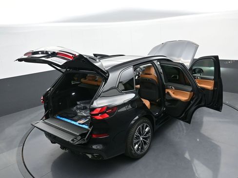 New 2026 BMW X5 xDrive50e w/ M Sport Package image 44