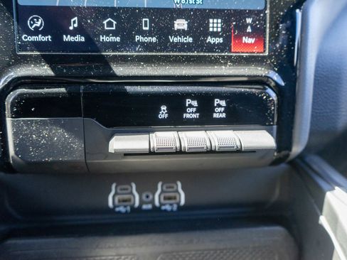 Used 2025 RAM 1500 Big Horn AWD/4WD image 20