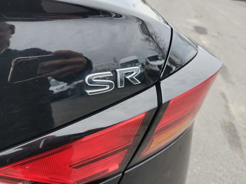 Used 2022 Nissan Altima 2.5 SR image 21