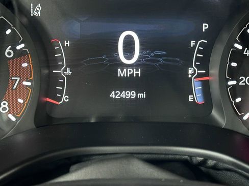 Used 2024 Jeep Compass Latitude image 56