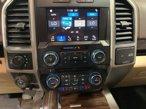 Used 2018 Ford F150 Lariat image 12