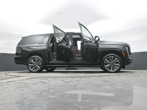 New 2026 Cadillac Escalade ESV Sport image 54