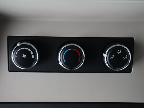 Used 2017 Dodge Grand Caravan SE w/ Power Window Group image 14