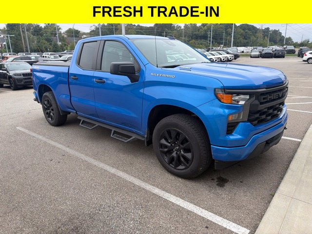 Used 2026 Chevrolet Silverado 1500 Custom AWD/4WD image 1