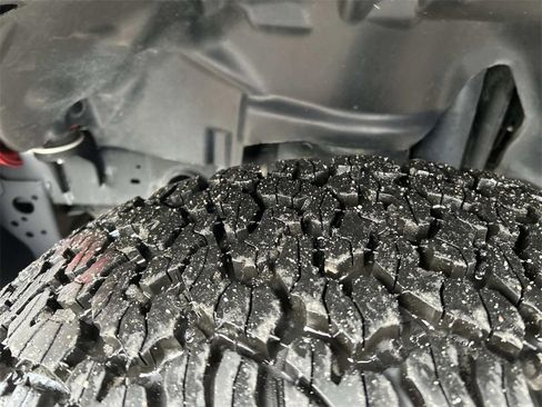 Used 2021 Jeep Wrangler Unlimited Rubicon image 10