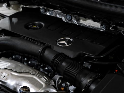 Used 2023 Mercedes-Benz GLA 250 w/ Premium Package image 51