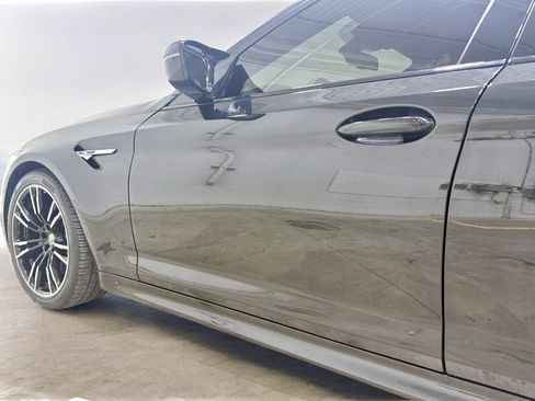 Used 2023 BMW M5 image 22